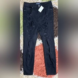 NWT✨ Wax Jean Black Distressed Skinny Jeans 7/28